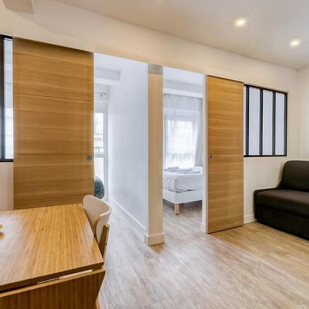 Beautiful Apartement With 2 Bedrooms In Paris Centre Bagian luar foto
